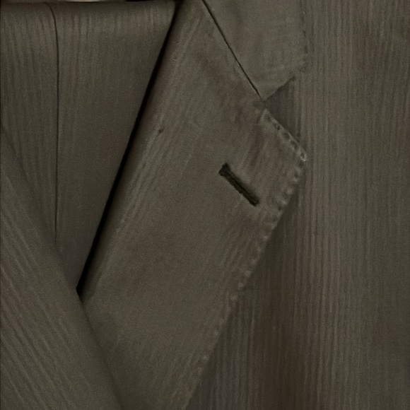 Joseph & Feiss Gold Label Olive Pinstripe 2 piece suit. 60L - Picture 3 of 14